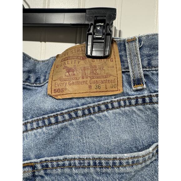 Vintage Levi's Jean Shorts Mens 36 Blue Denim 505 Orange Tab 90s Grunge Distress - Picture 5 of 13